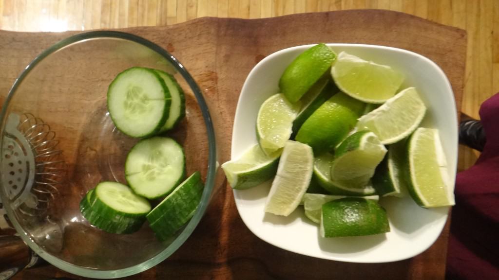 Pepino y limón verde o lima