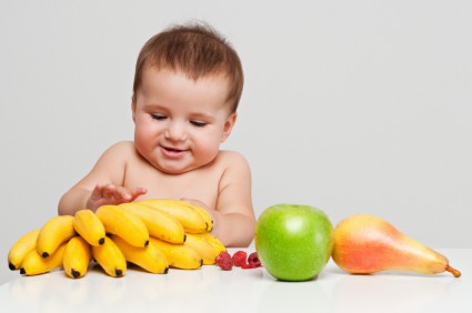 Enseña a tu hijo a comer saludablemente