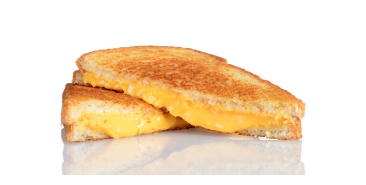 El sándwich de queso caliente