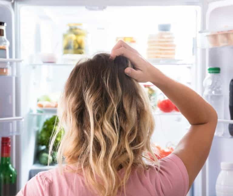 Si no sabes cómo organizar mejor tu refrigeradora, no te desesperes. Con los consejos de nuestra experta tu nevera lucirá mejor que nunca.
