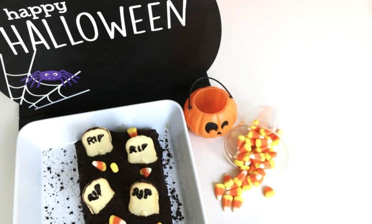 Postre para Halloween: Cómo hacer un cementerio de brownies