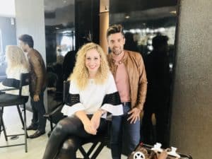 Gabriel Samra y Jeannette Kaplun dan consejos para cabello rizado
