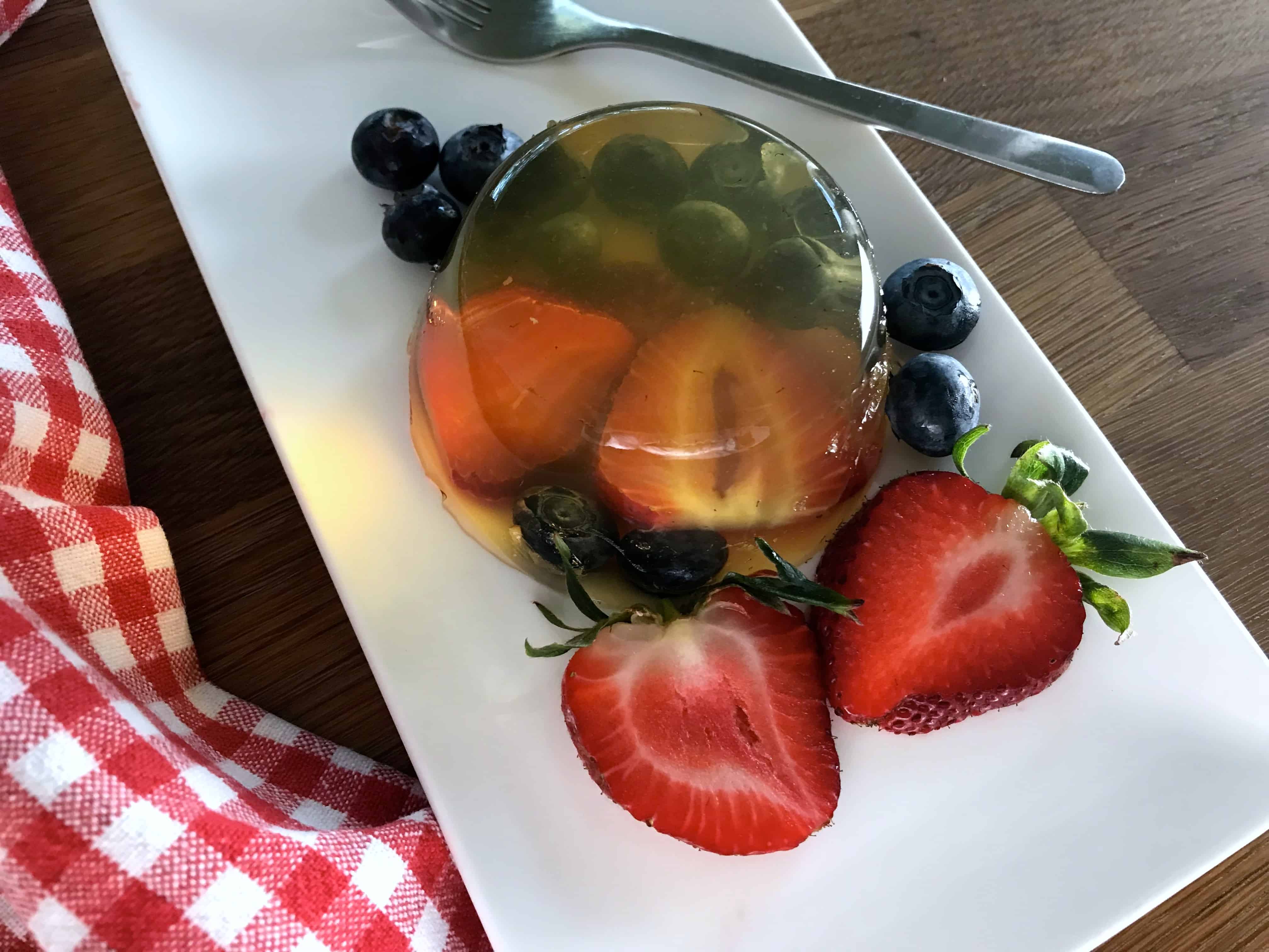 Cómo hacer gelatina con frutas de verdad
