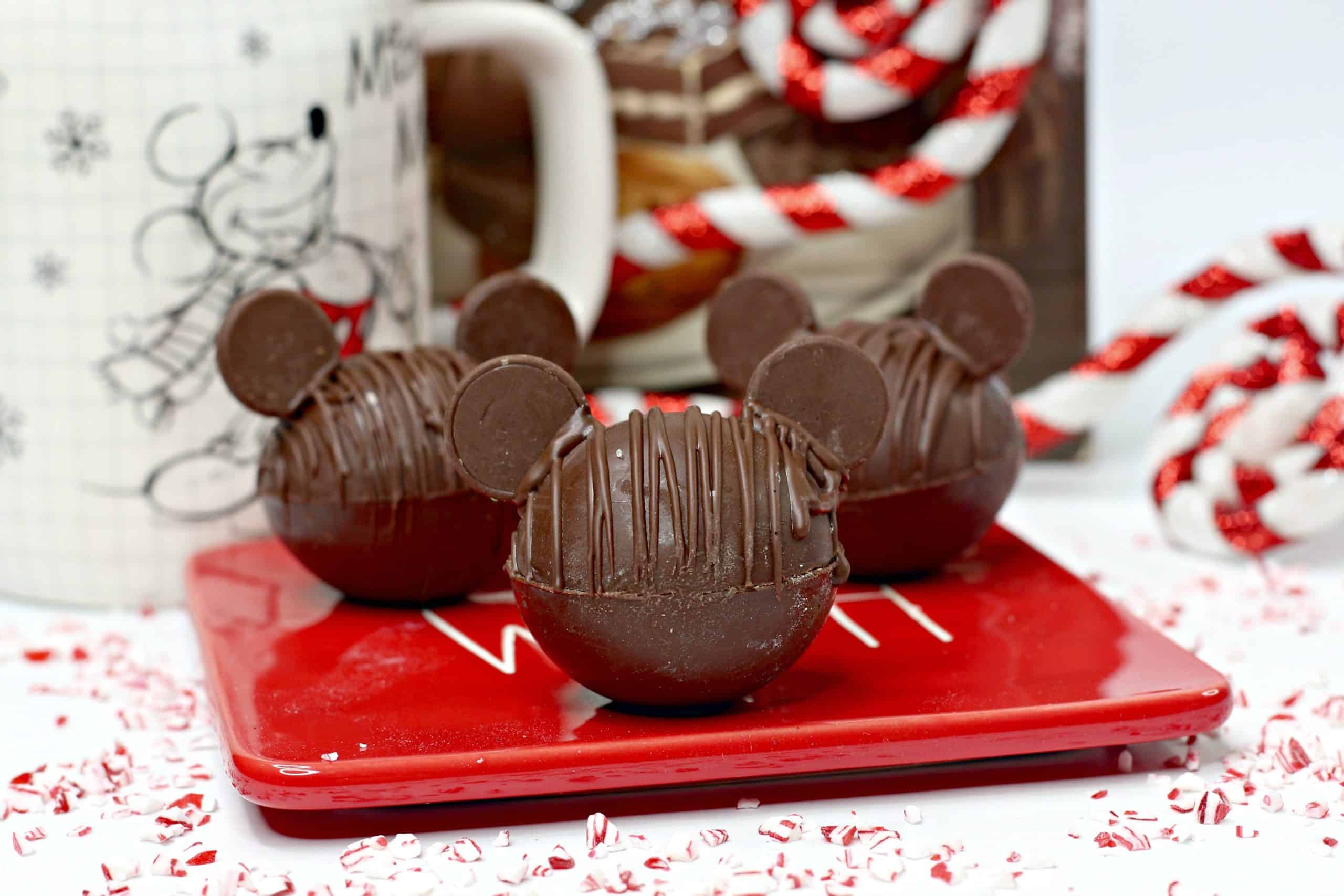Cómo hacer bombas de chocolate de Mickey Mouse