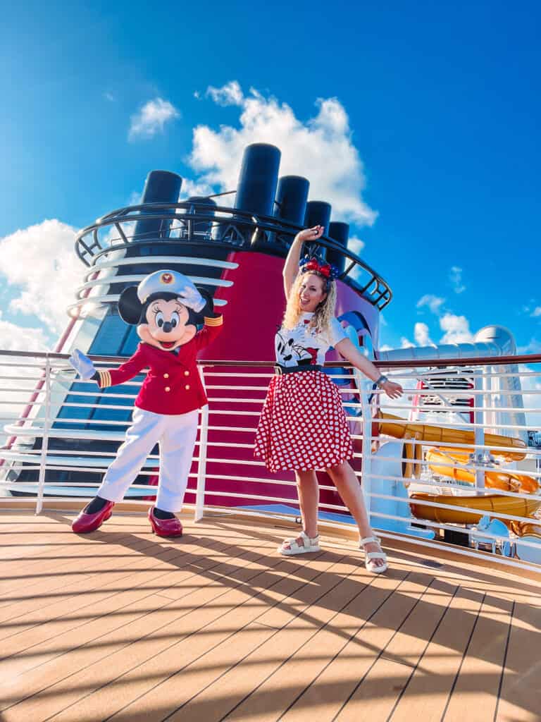 El nuevo crucero Disney Wish es el mejor para toda la familia, sin importar la edad. Aquí te damos las razones, desde la comida hasta los shows.
